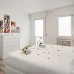 Flats4rent Elegance Luxury Lägenhet