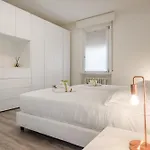 Flats4rent Elegance Luxury Verona