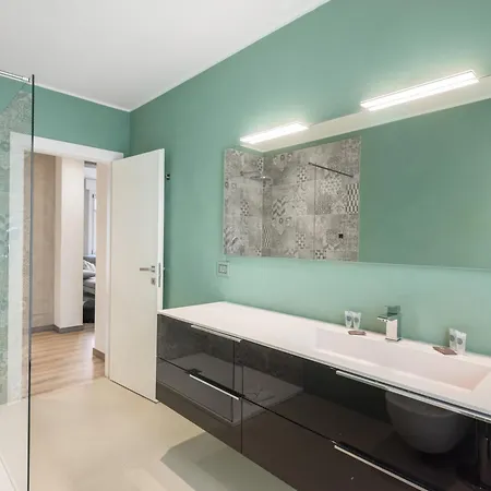Flats4rent Elegance Luxury דירה