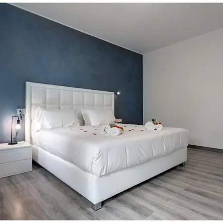 Flats4rent Elegance Luxury ורונה